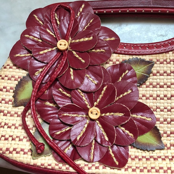 Isabella Fiore Leather & Woven Straw Floral Handbag - Picture 3 of 6